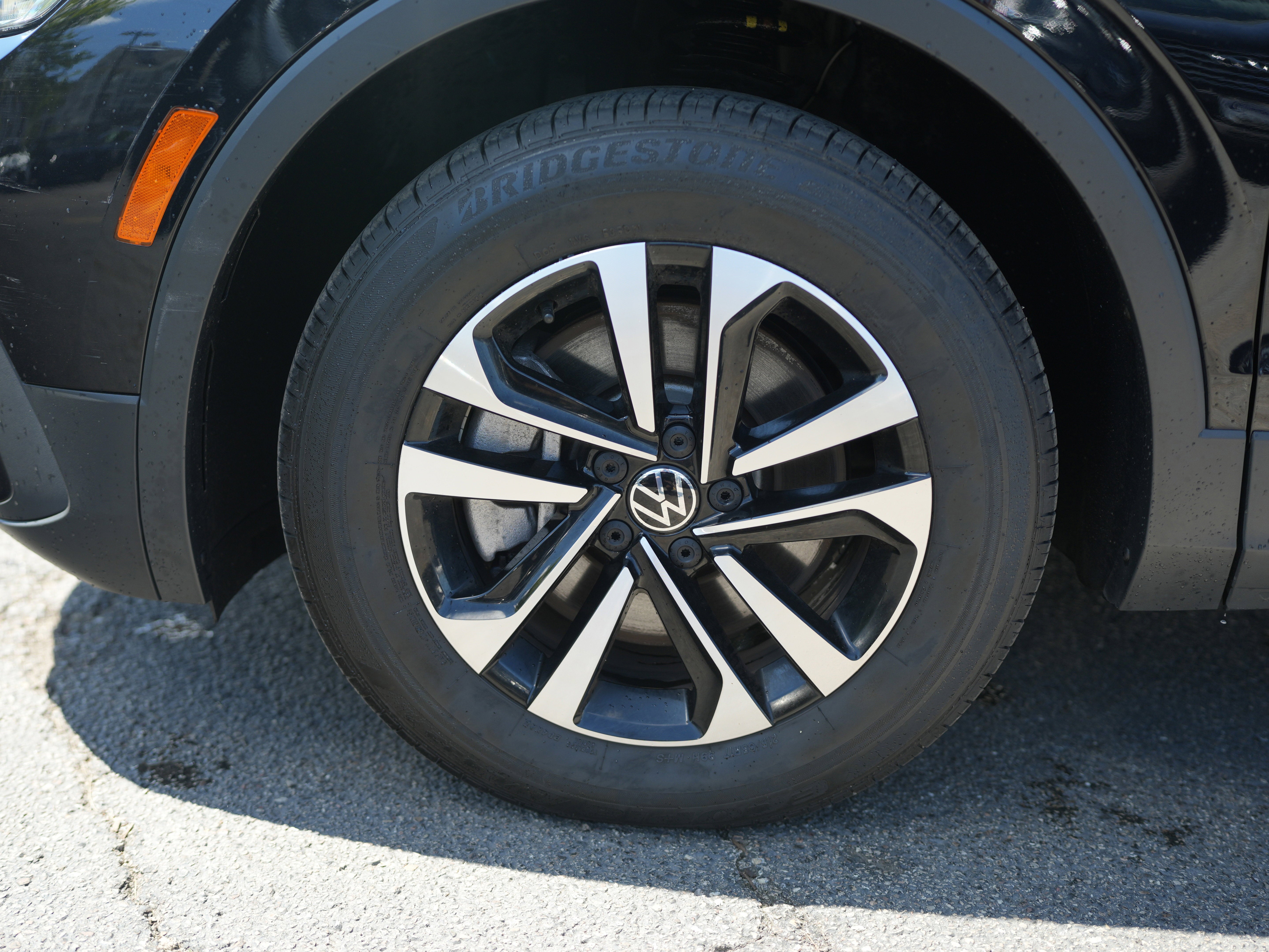 2023 Volkswagen Tiguan 2.0T S