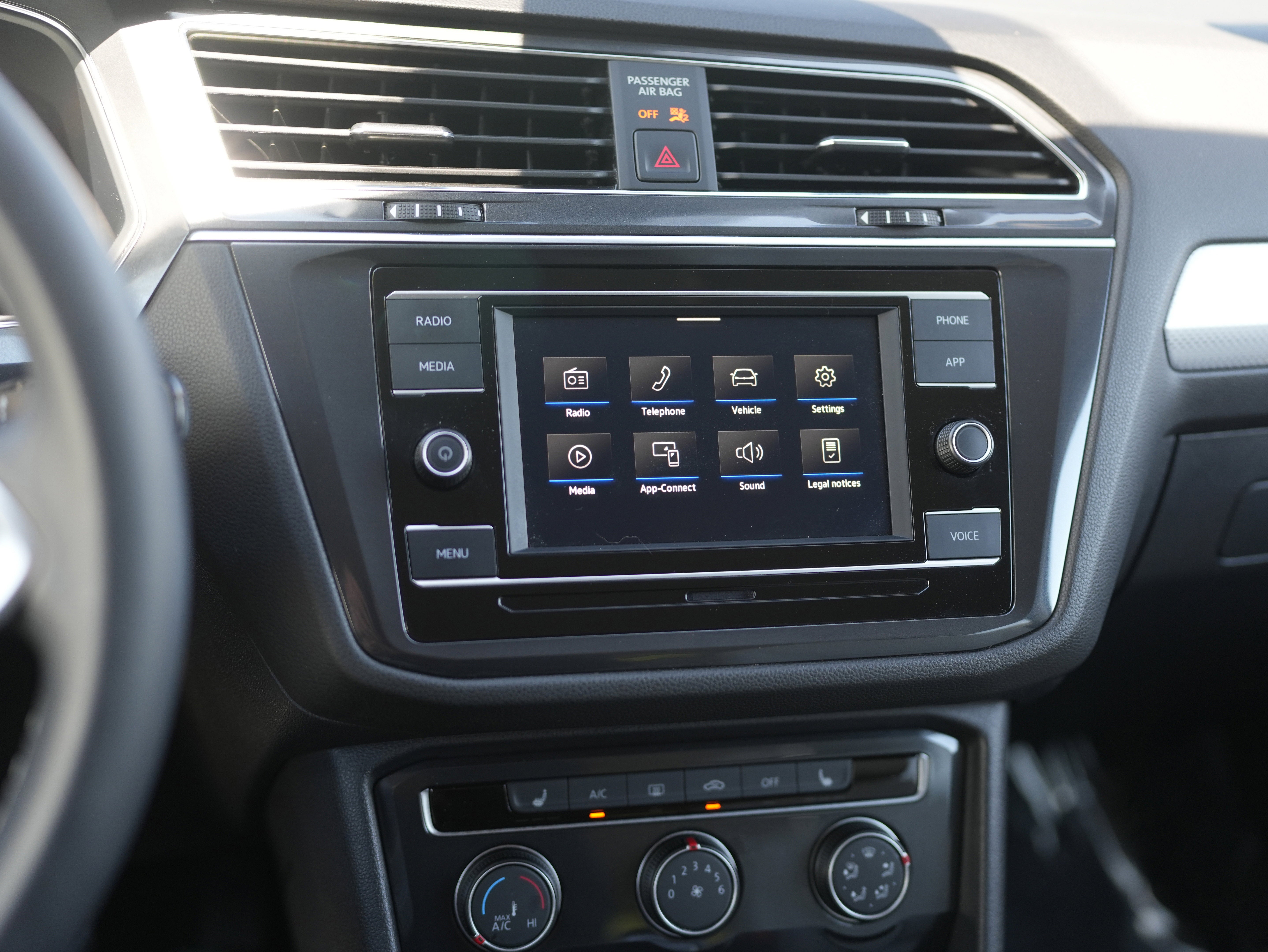 2023 Volkswagen Tiguan 2.0T S