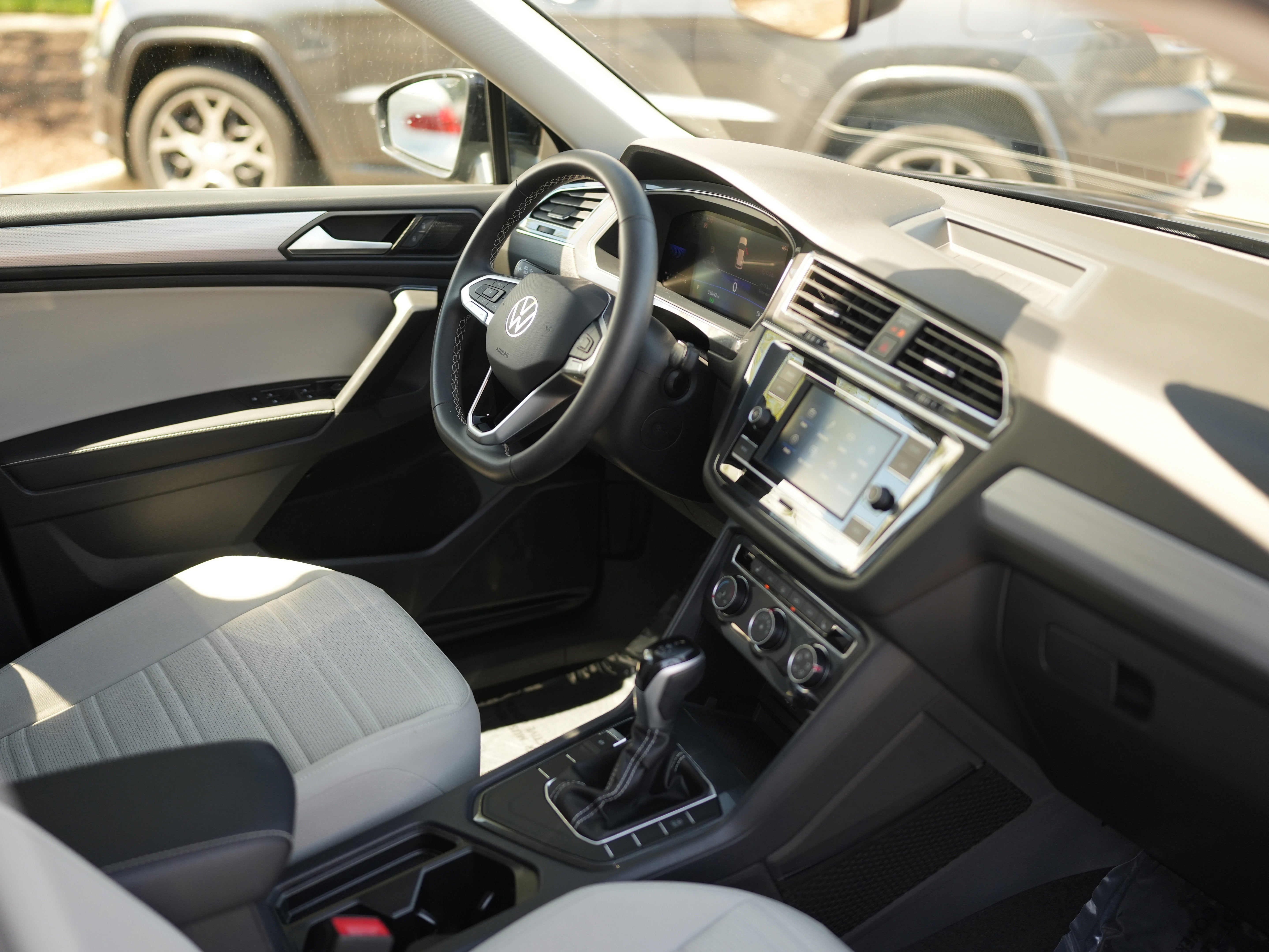 2023 Volkswagen Tiguan 2.0T S