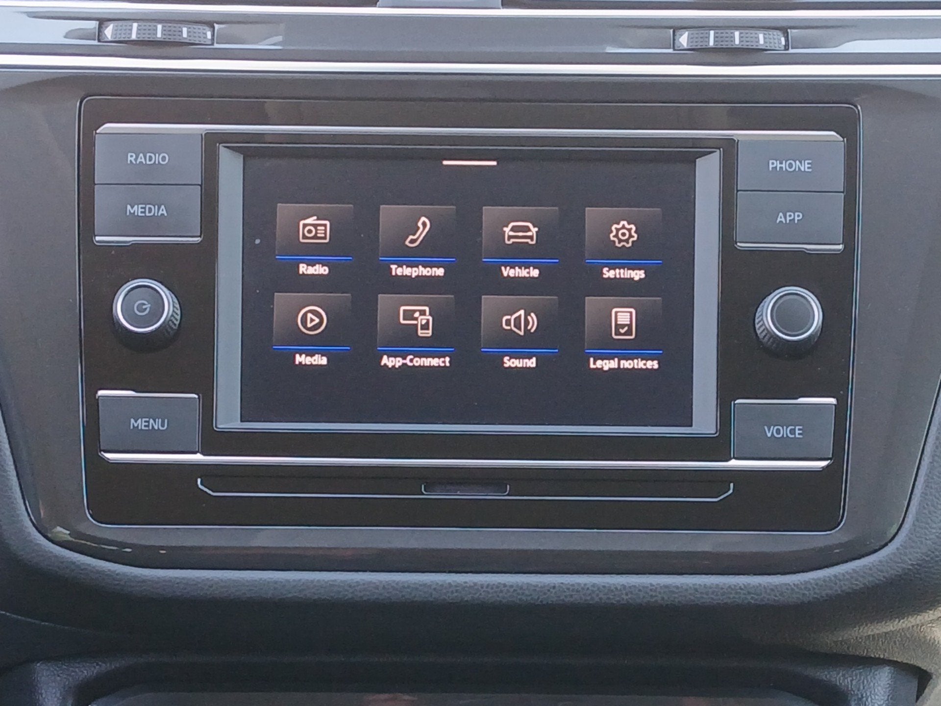 2023 Volkswagen Tiguan 2.0T S
