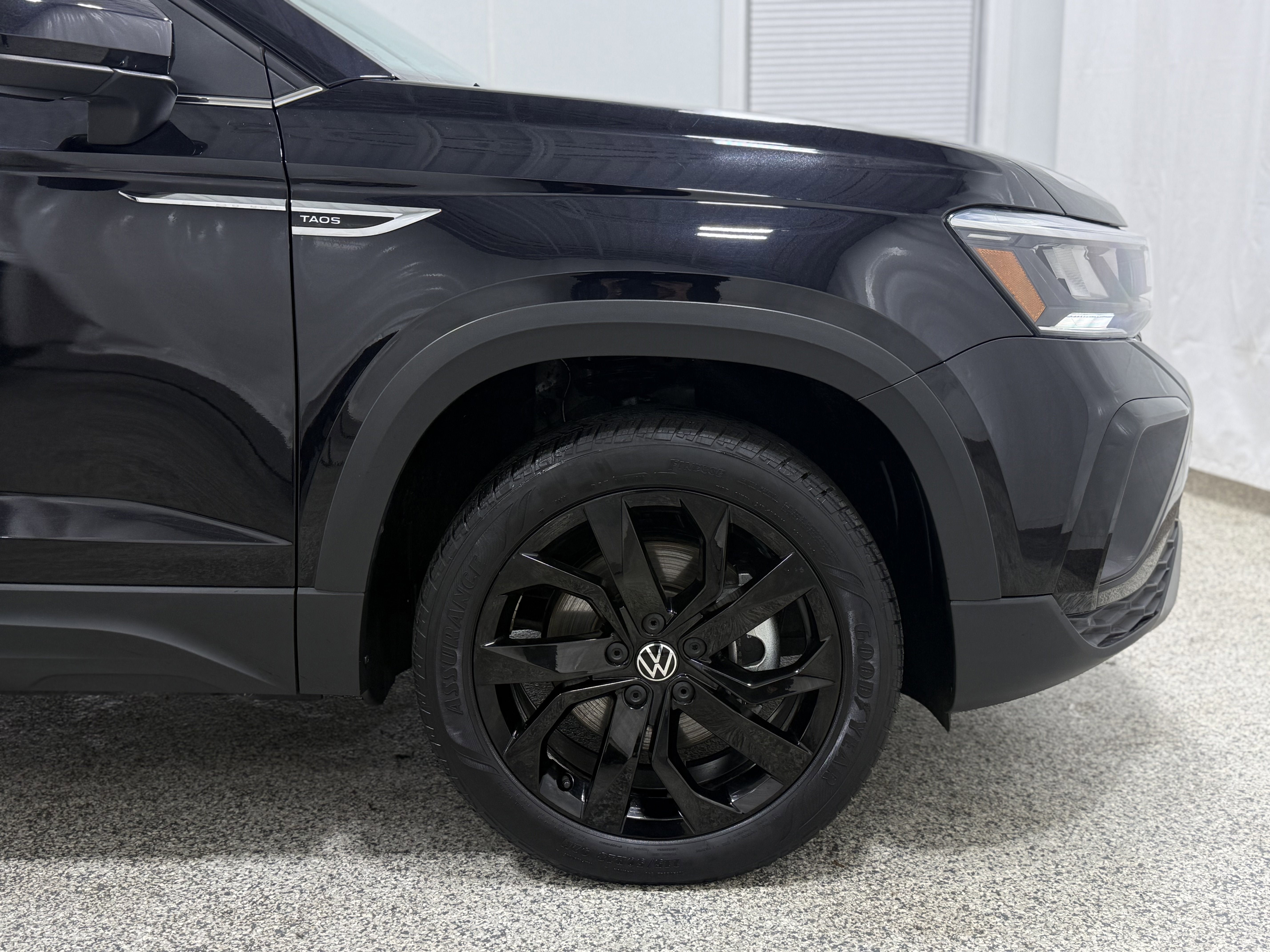 2023 Volkswagen Taos SE