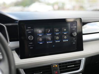 2025 Volkswagen Taos SE