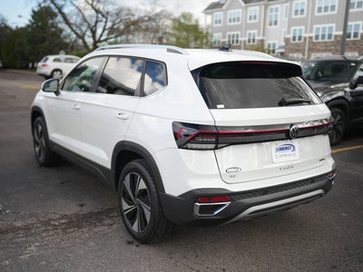 2025 Volkswagen Taos SE