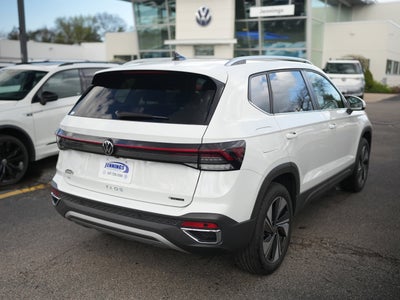 2025 Volkswagen Taos SE