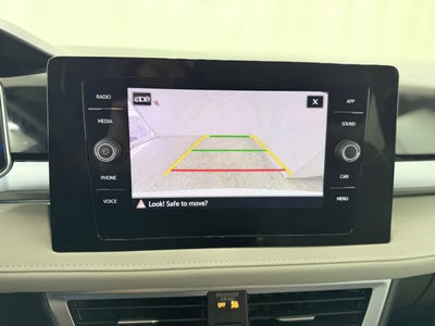 2025 Volkswagen Taos SE