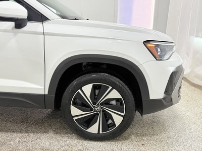 2025 Volkswagen Taos SE