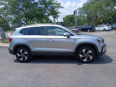 2024 Volkswagen Taos 1.5T SE