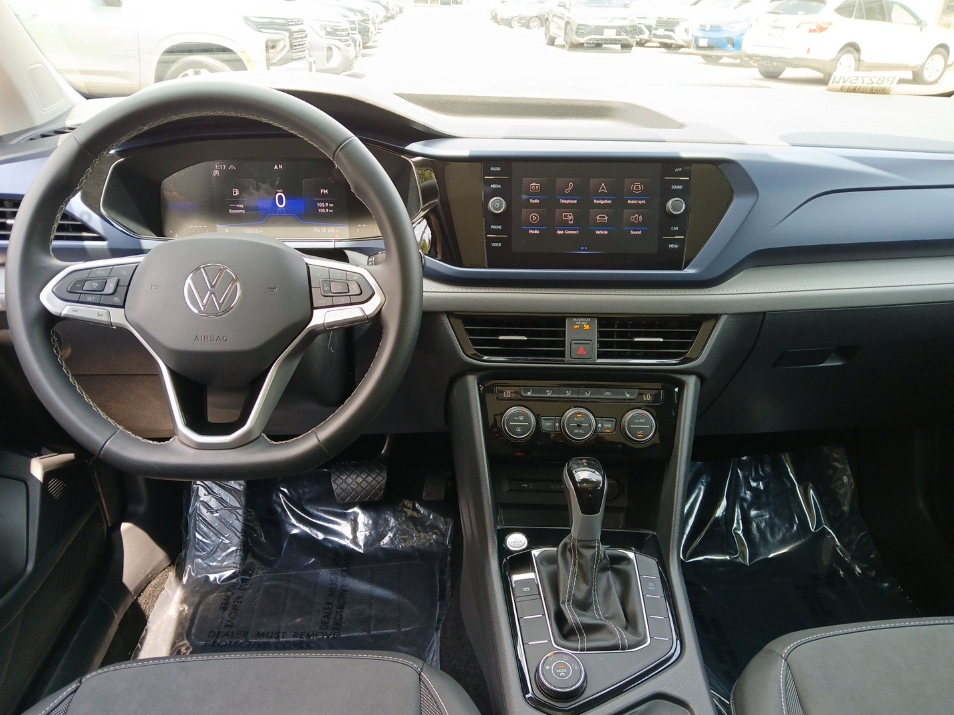 2024 Volkswagen Taos 1.5T SE