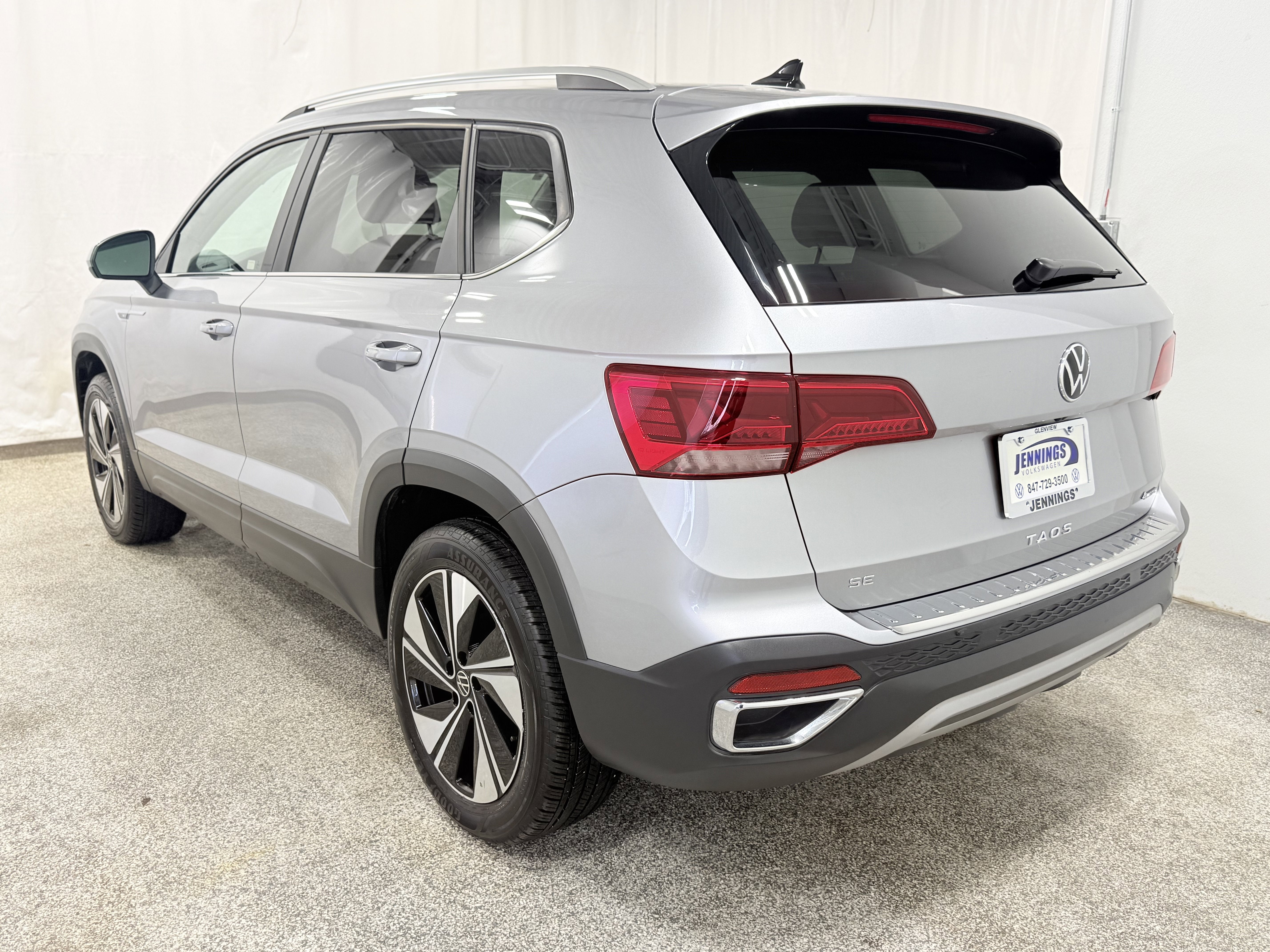 2023 Volkswagen Taos SE