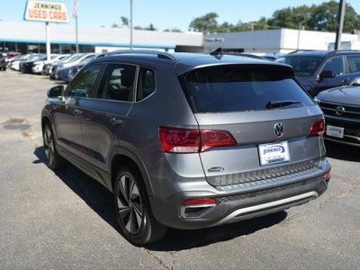 2024 Volkswagen Taos 1.5T SE