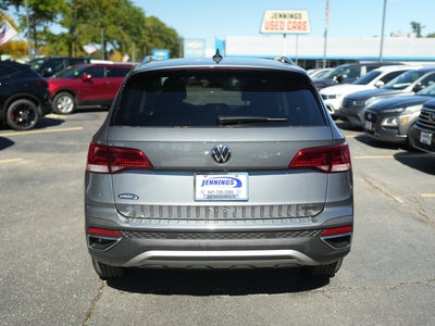 2024 Volkswagen Taos 1.5T SE