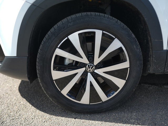 2022 Volkswagen Taos SE