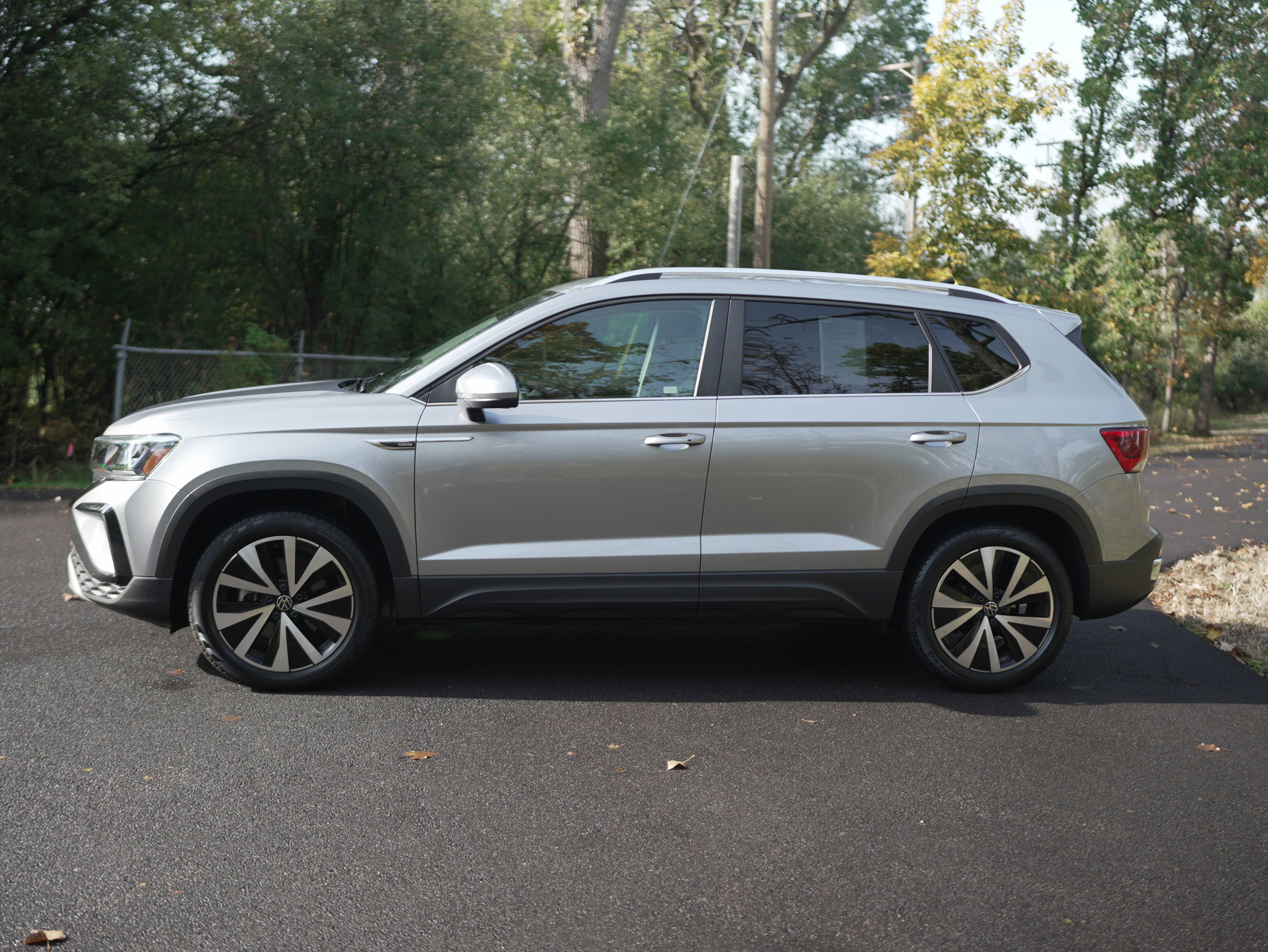 2023 Volkswagen Taos SE