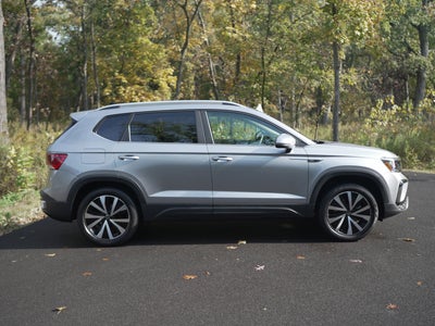 2023 Volkswagen Taos SE