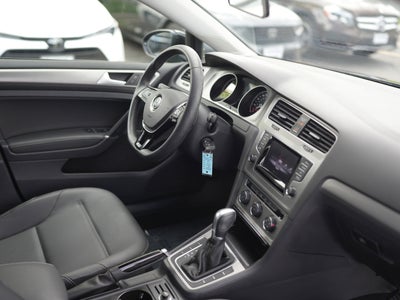 2015 Volkswagen Golf TSI S
