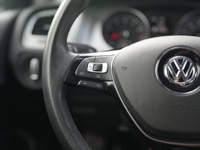 2015 Volkswagen Golf TSI S
