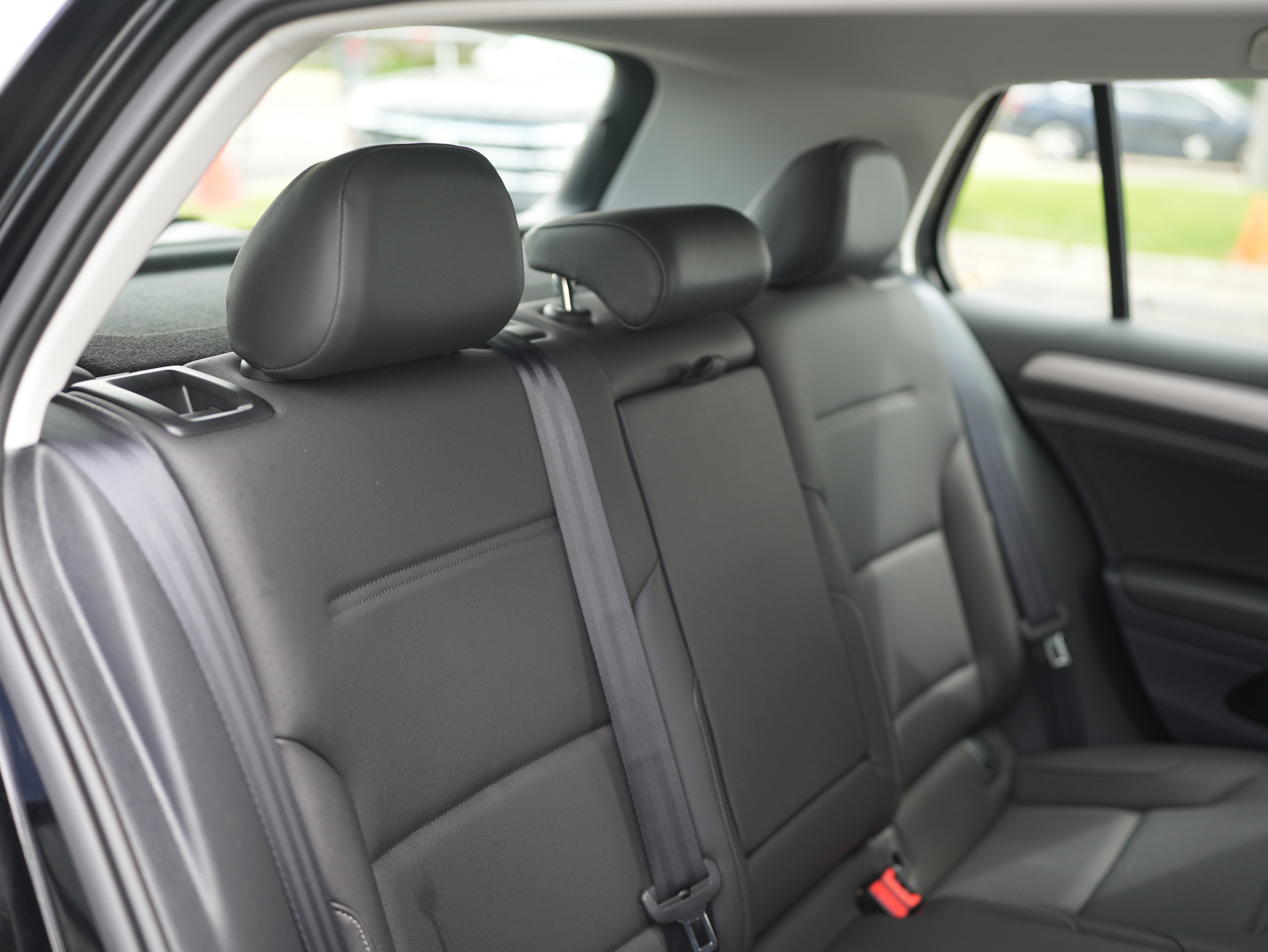 2015 Volkswagen Golf TSI S