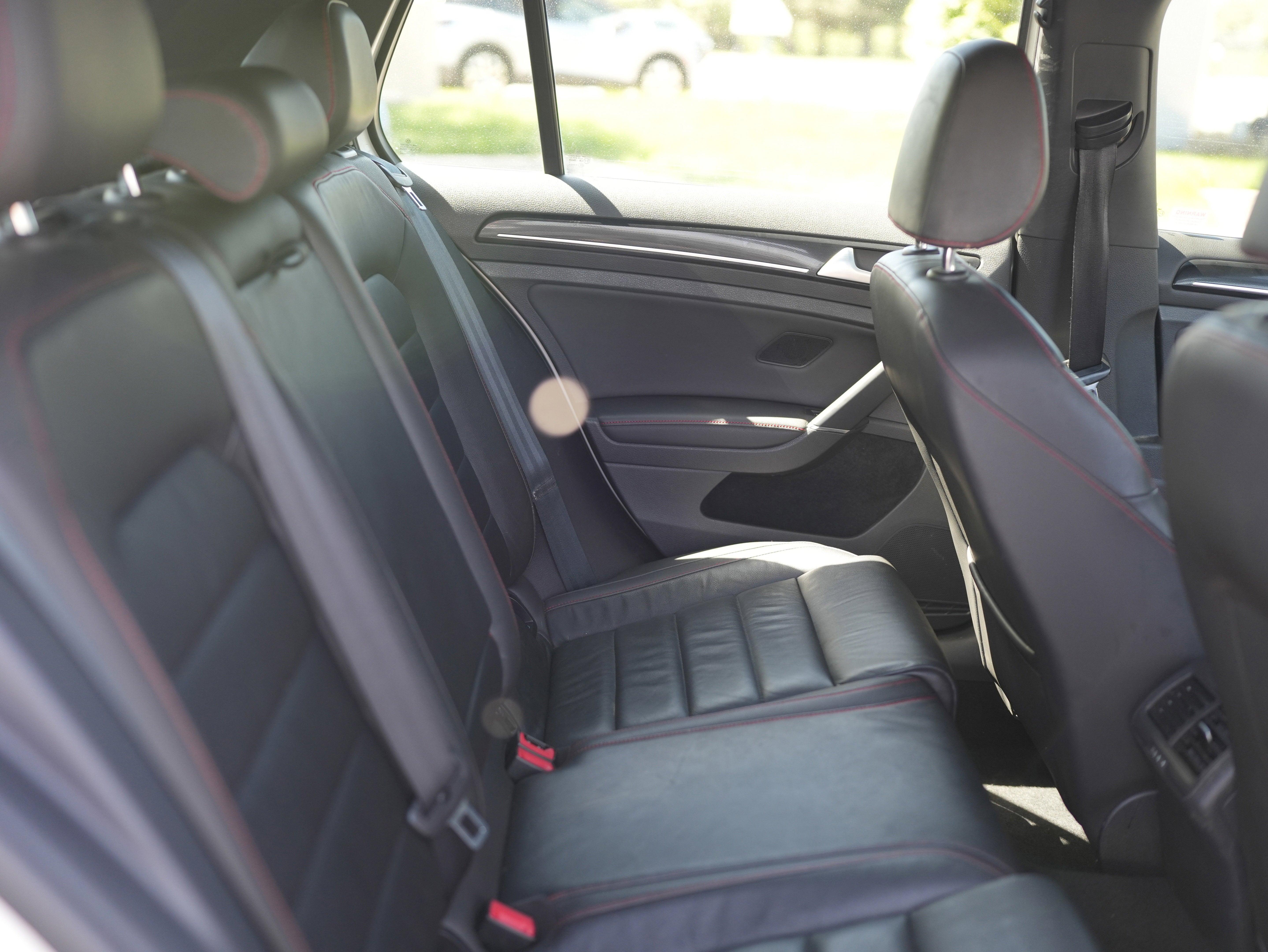 2015 Volkswagen Golf GTI 2.0T SE 4-Door