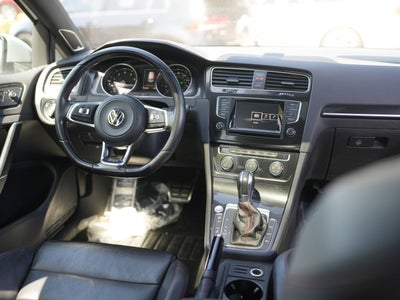 2015 Volkswagen Golf GTI 2.0T SE 4-Door