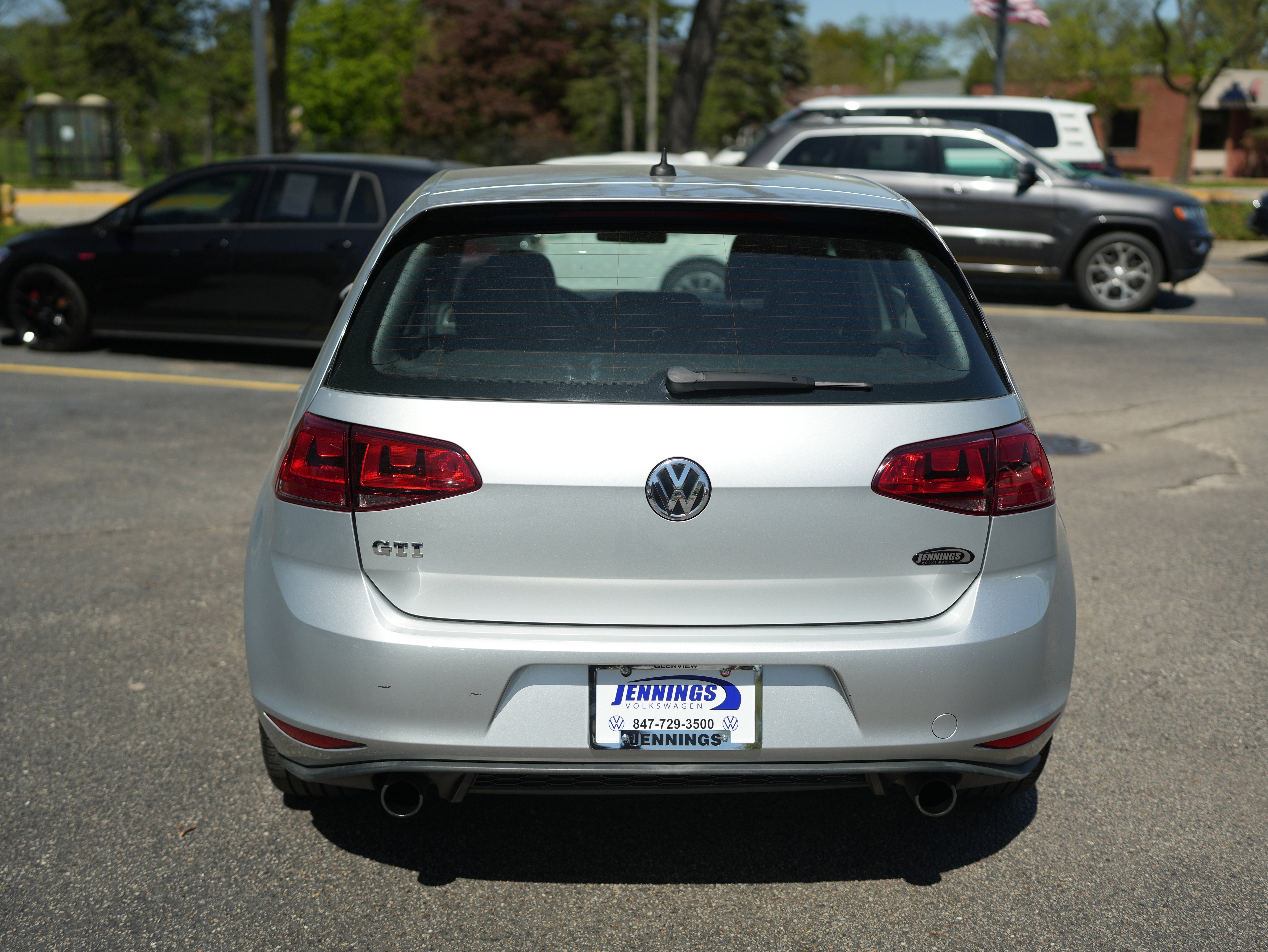2015 Volkswagen Golf GTI 2.0T SE 4-Door