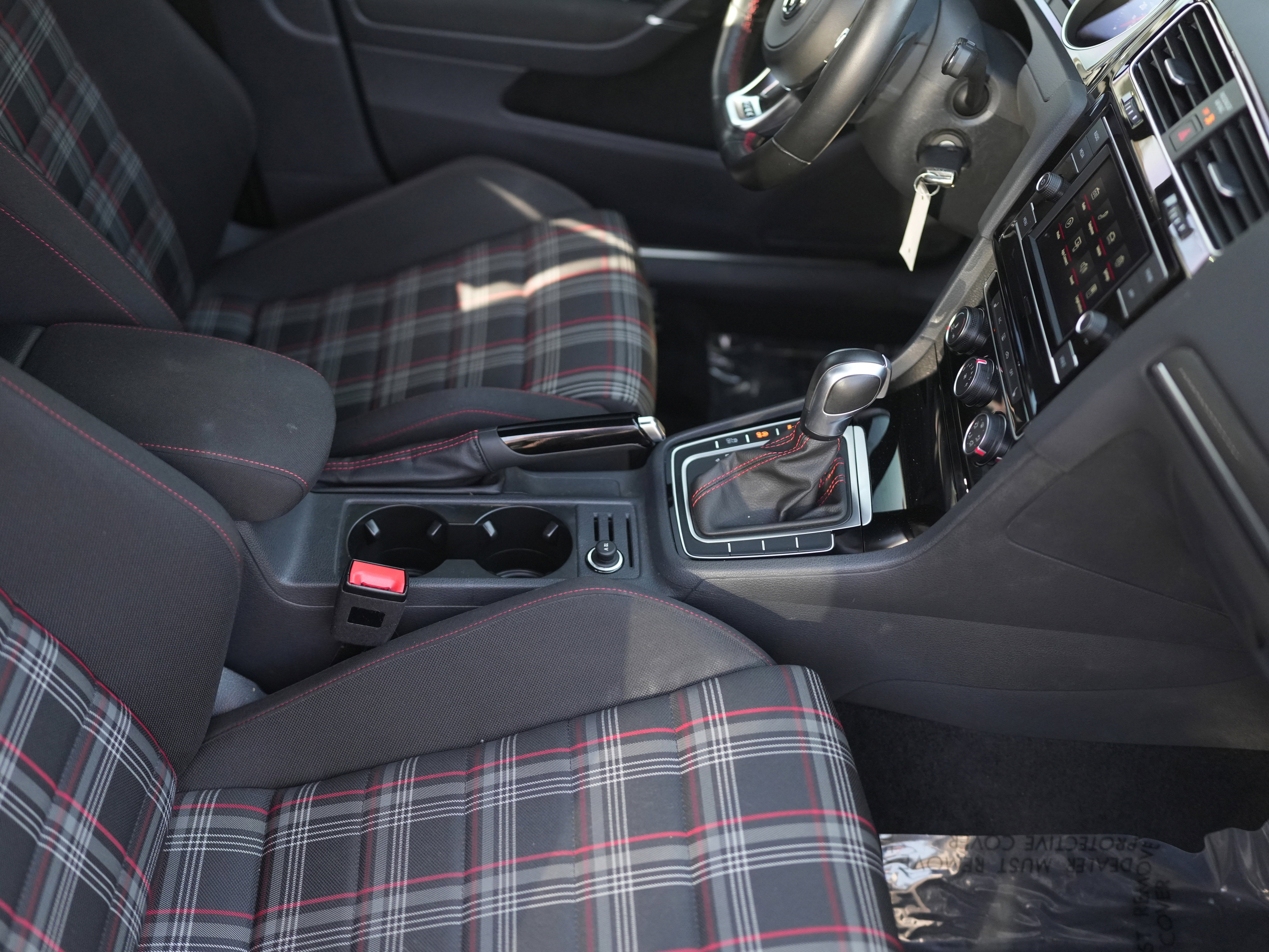 2020 Volkswagen Golf GTI S