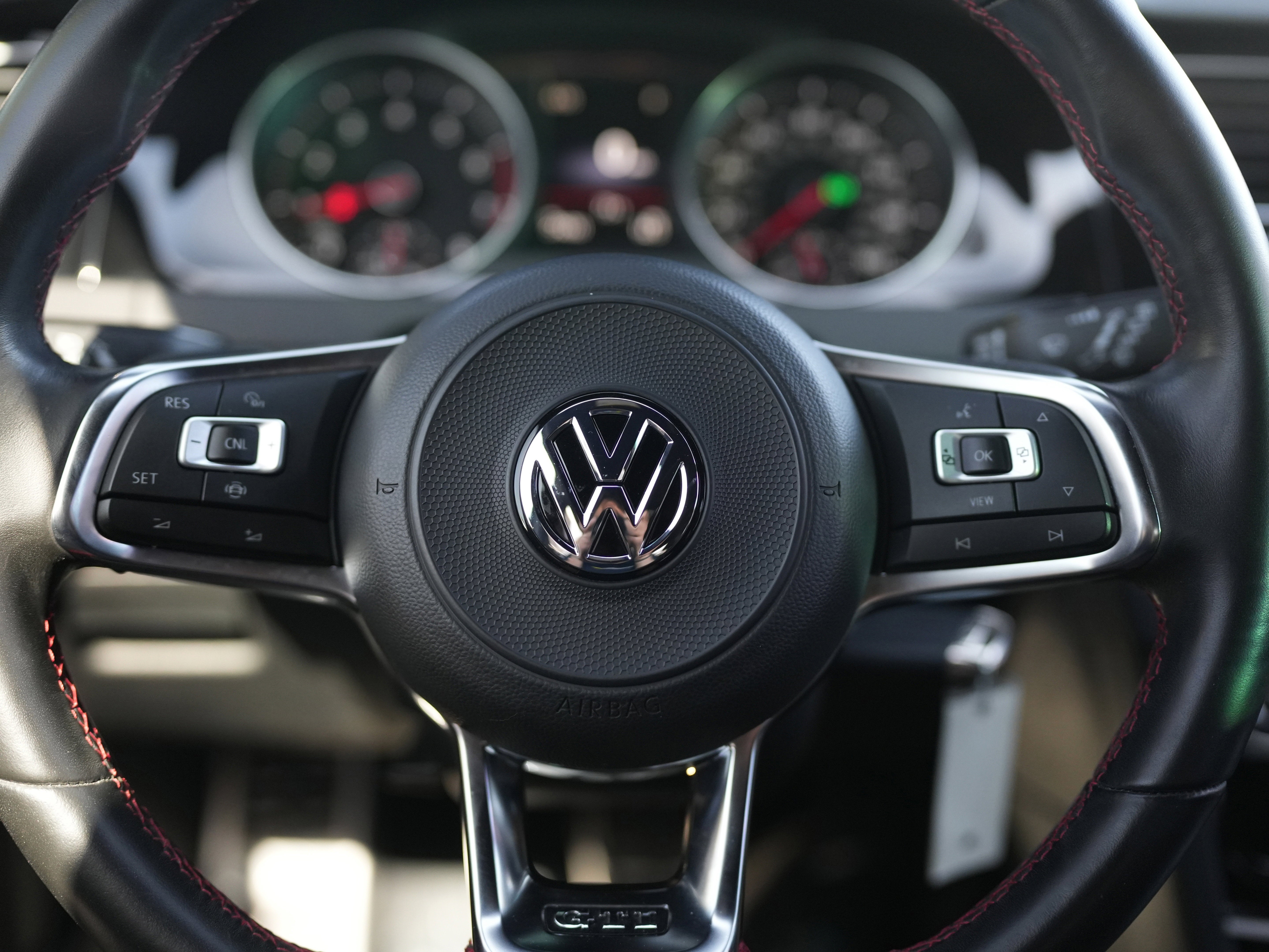2020 Volkswagen Golf GTI S