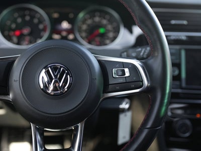 2020 Volkswagen Golf GTI S