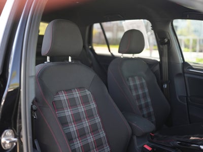 2020 Volkswagen Golf GTI S