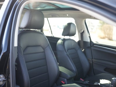 2016 Volkswagen Golf SportWagen TSI S