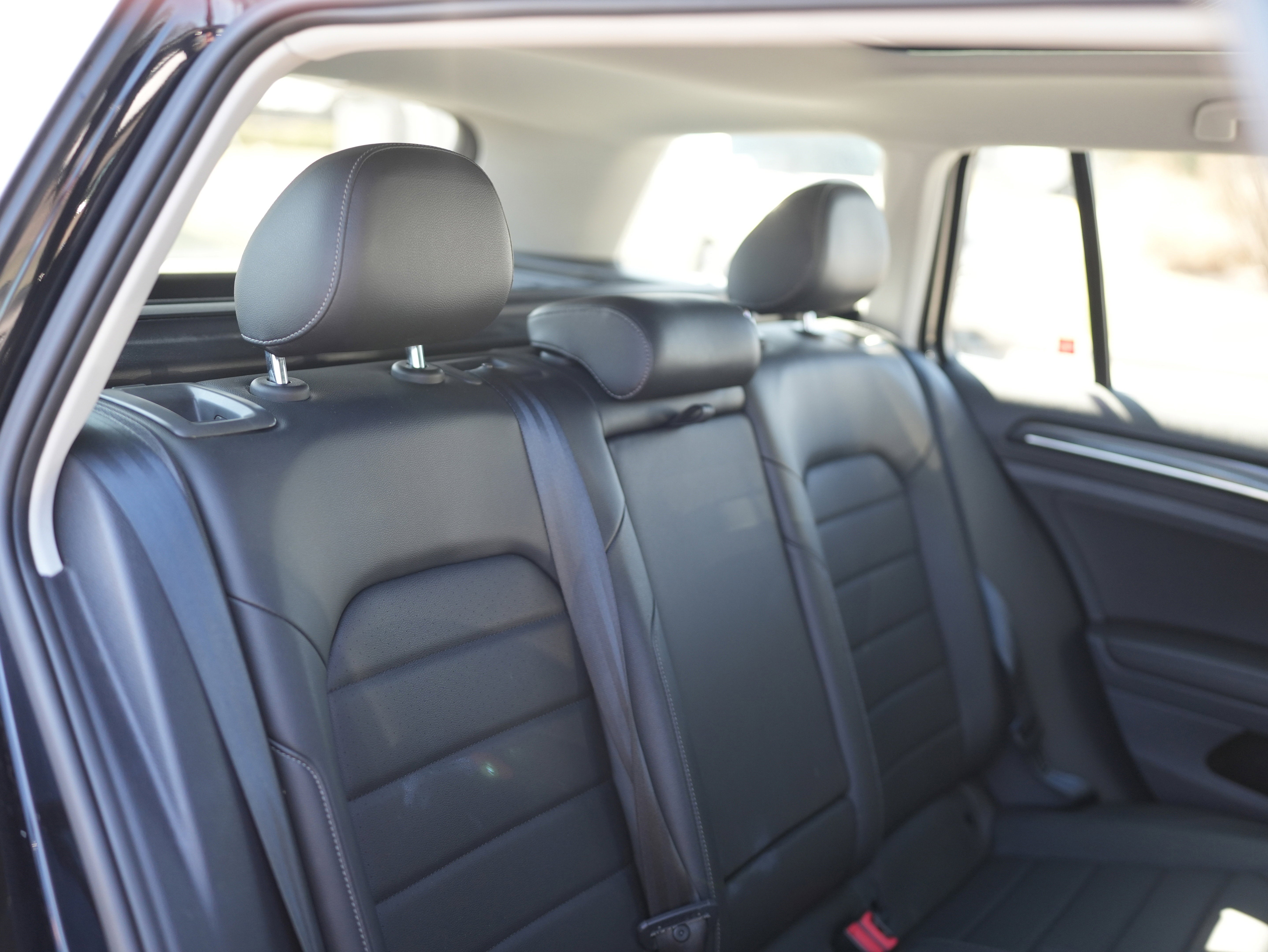 2016 Volkswagen Golf SportWagen TSI S