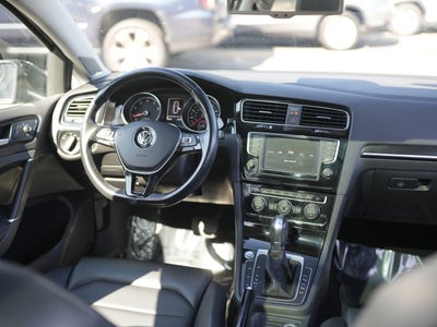 2016 Volkswagen Golf SportWagen TSI S