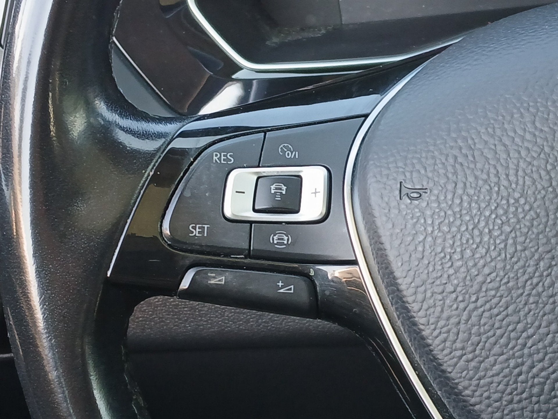 2019 Volkswagen Jetta 1.4T SEL