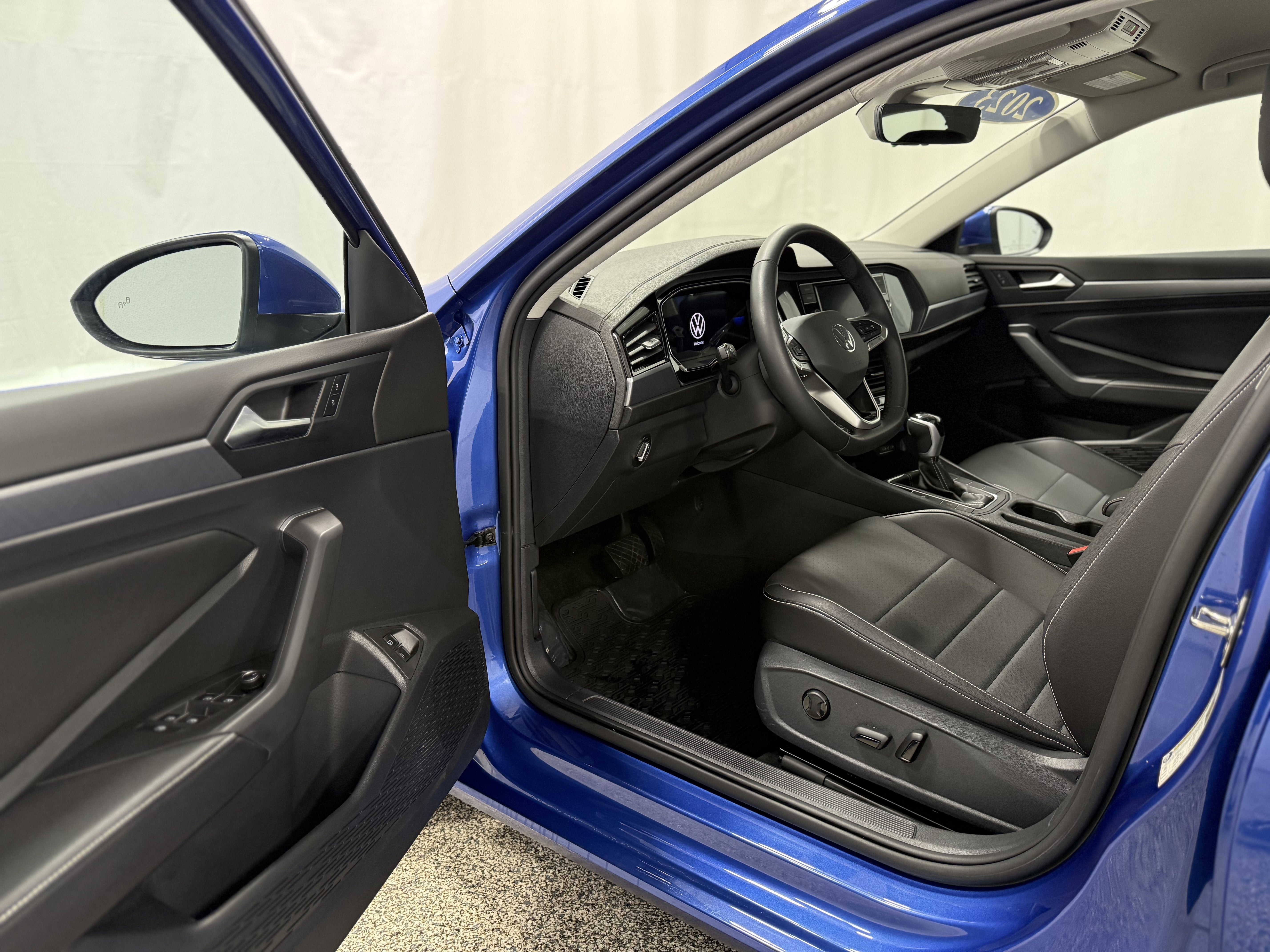 2023 Volkswagen Jetta SE