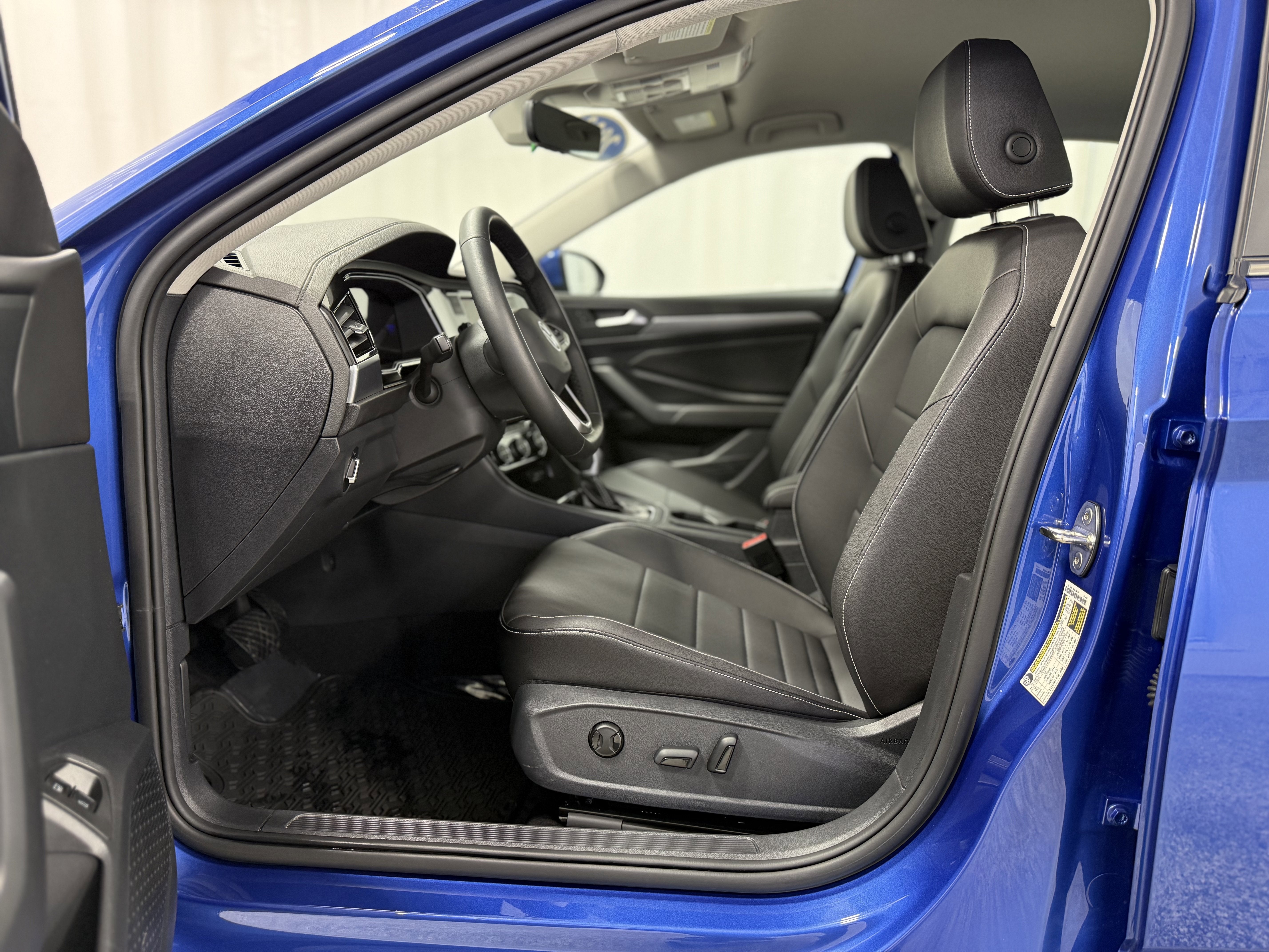 2023 Volkswagen Jetta SE