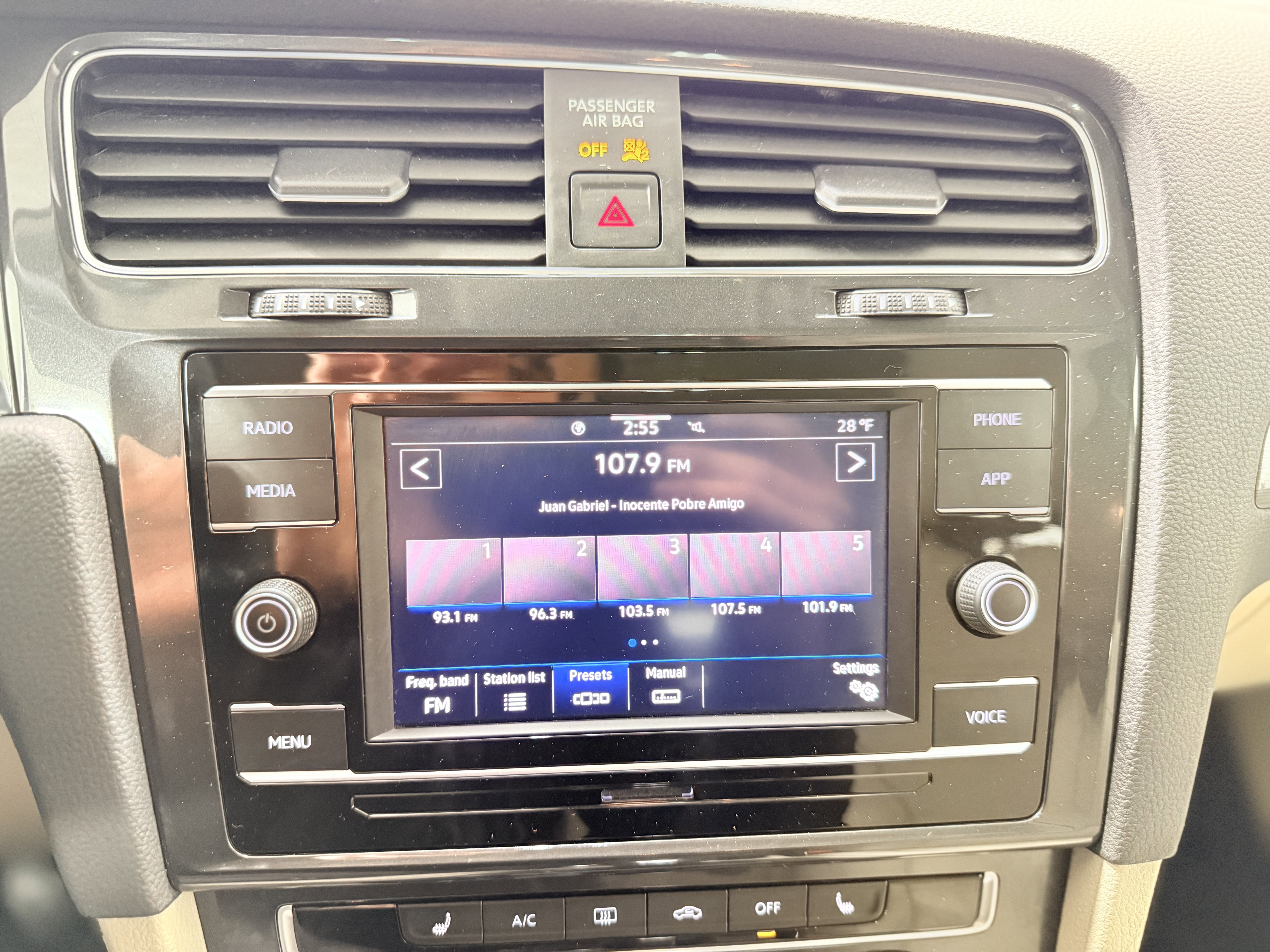 2020 Volkswagen Golf TSI