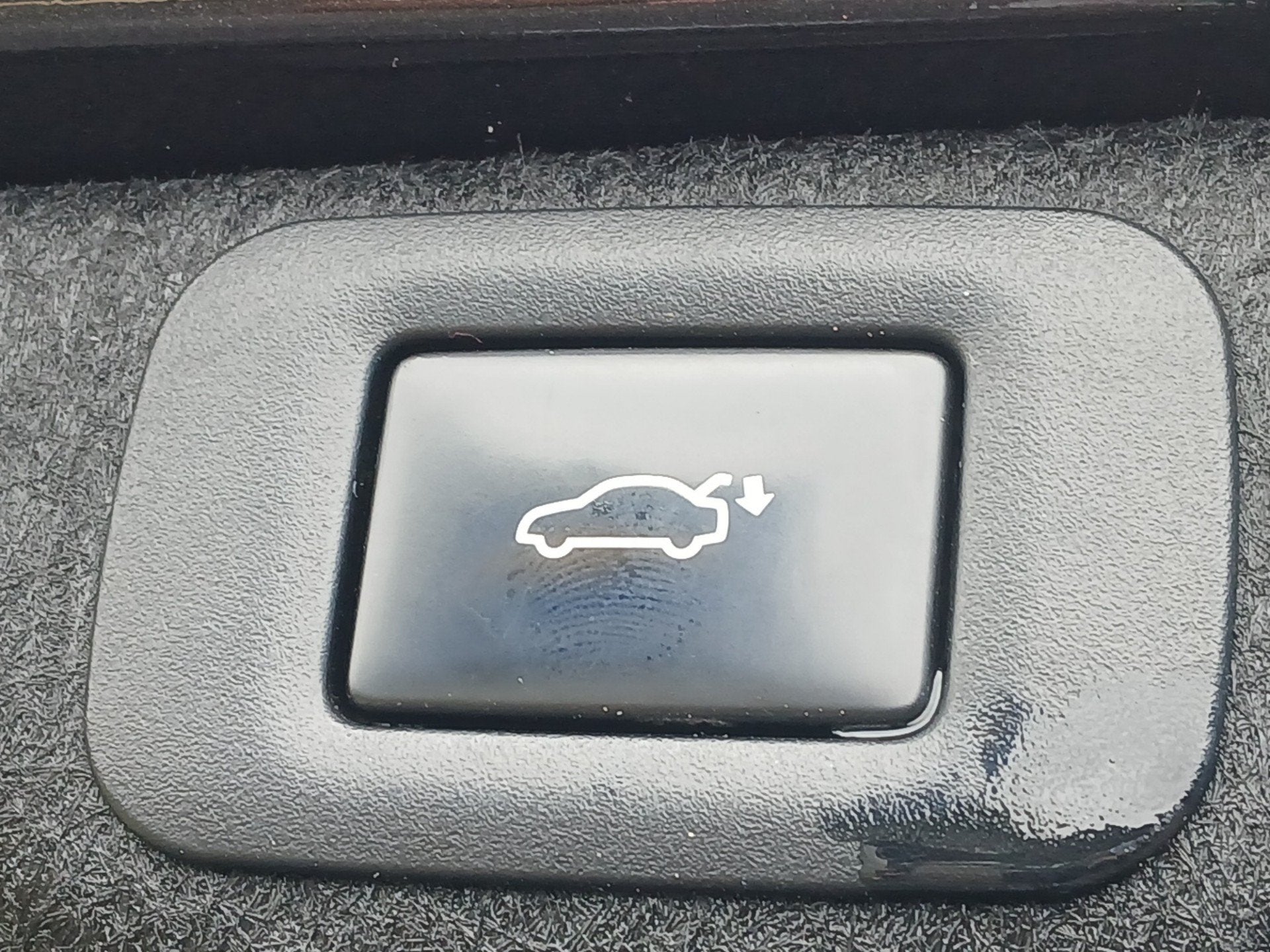 2024 Lexus ES 300h Luxury