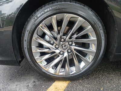 2024 Lexus ES 300h Luxury