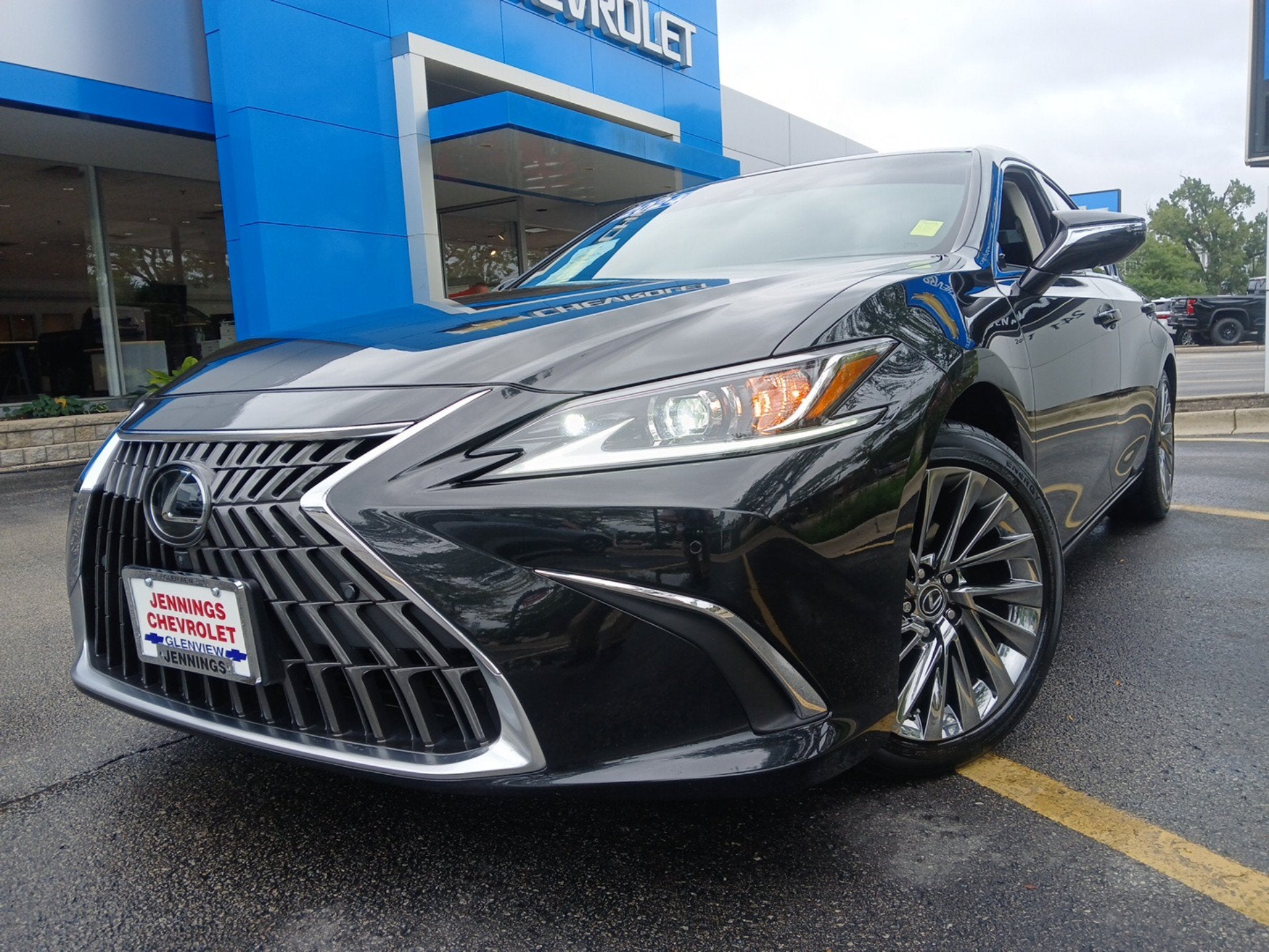 2024 Lexus ES 300h Luxury