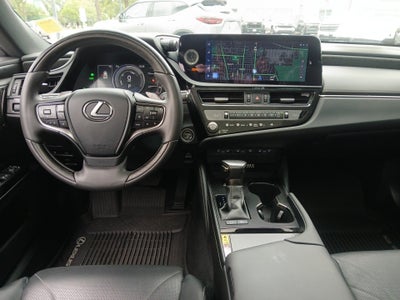 2024 Lexus ES 300h Luxury