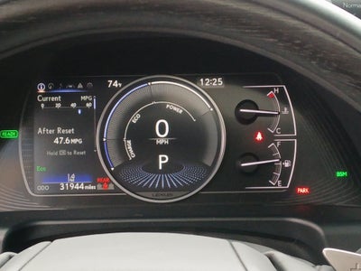 2024 Lexus ES 300h Luxury