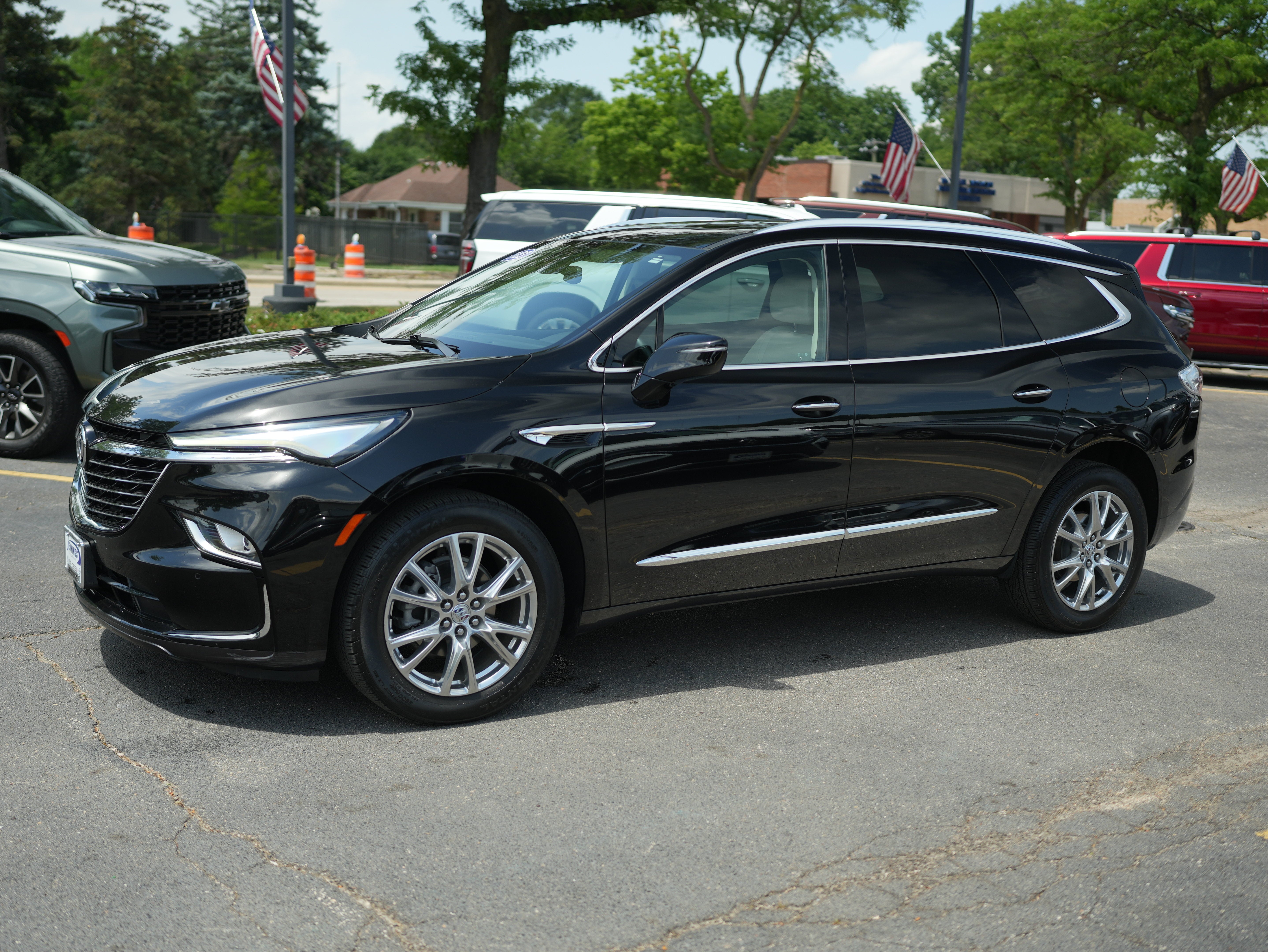 2023 Buick Enclave Essence