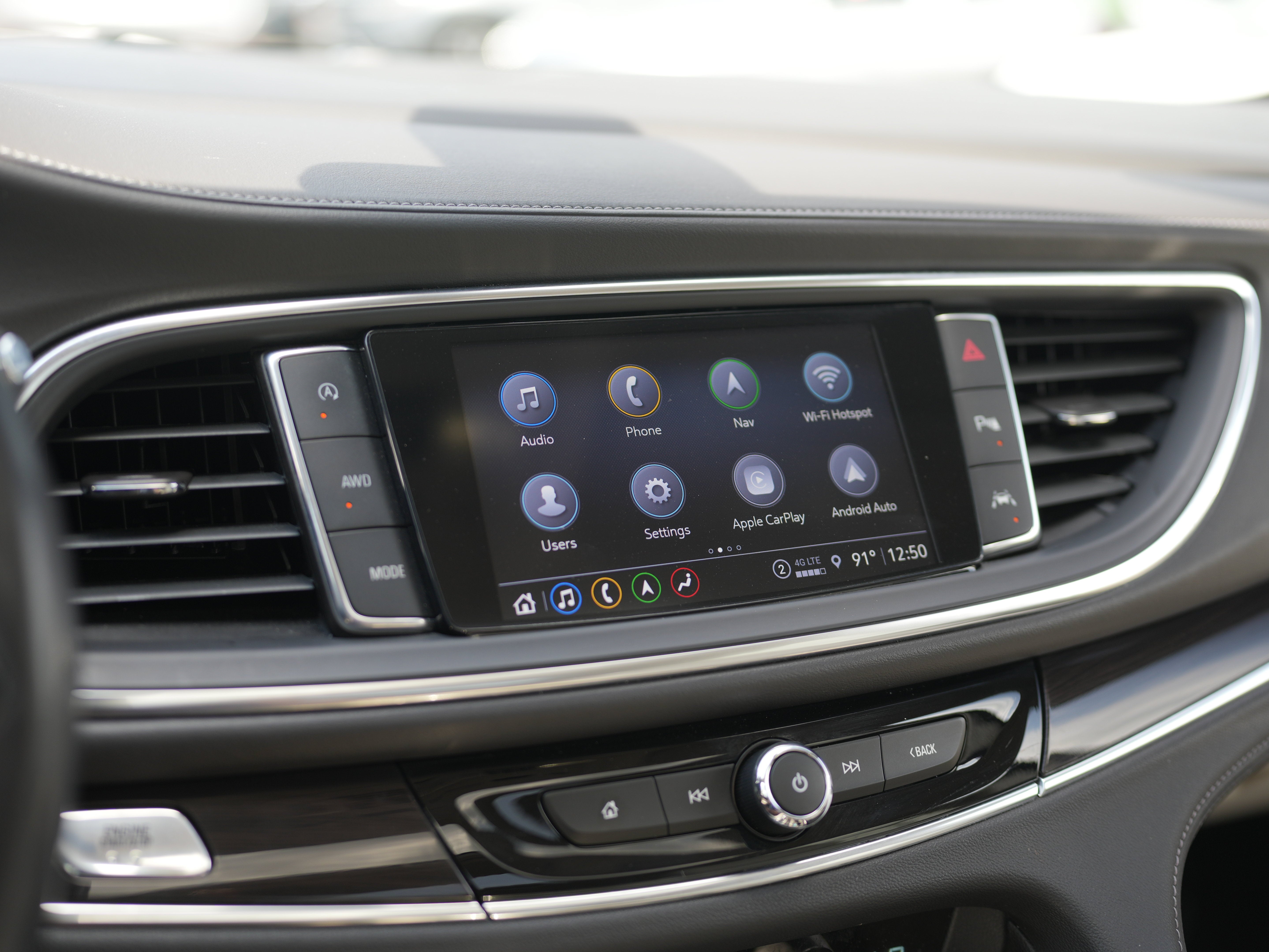 2023 Buick Enclave Essence