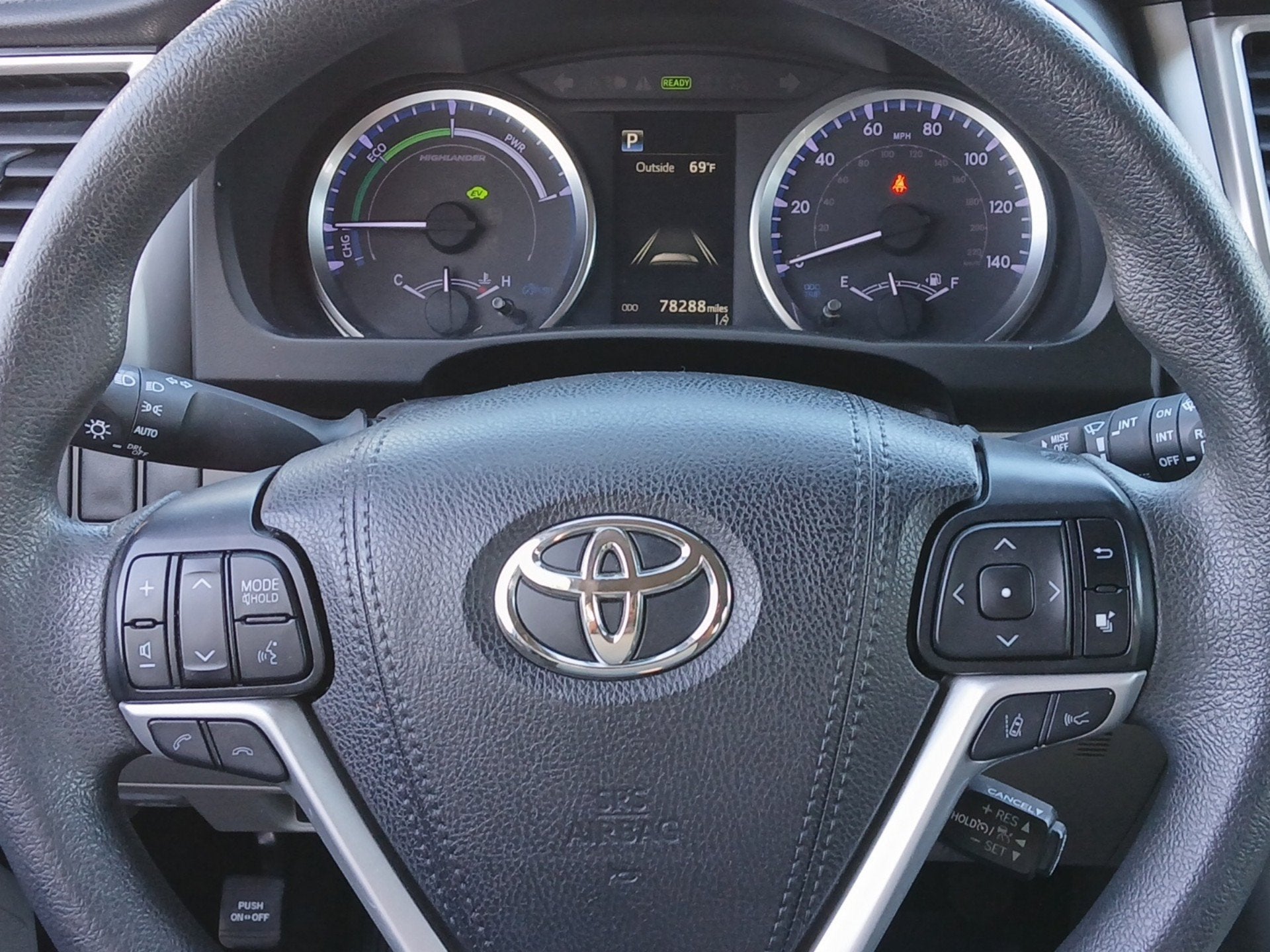 2019 Toyota Highlander Hybrid LE