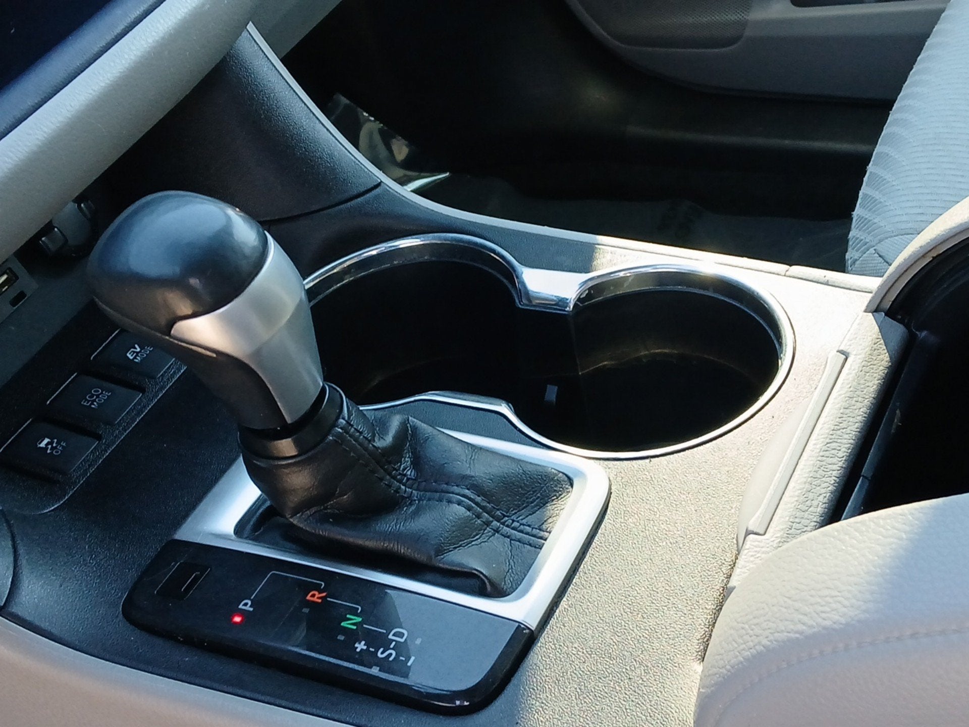 2019 Toyota Highlander Hybrid LE