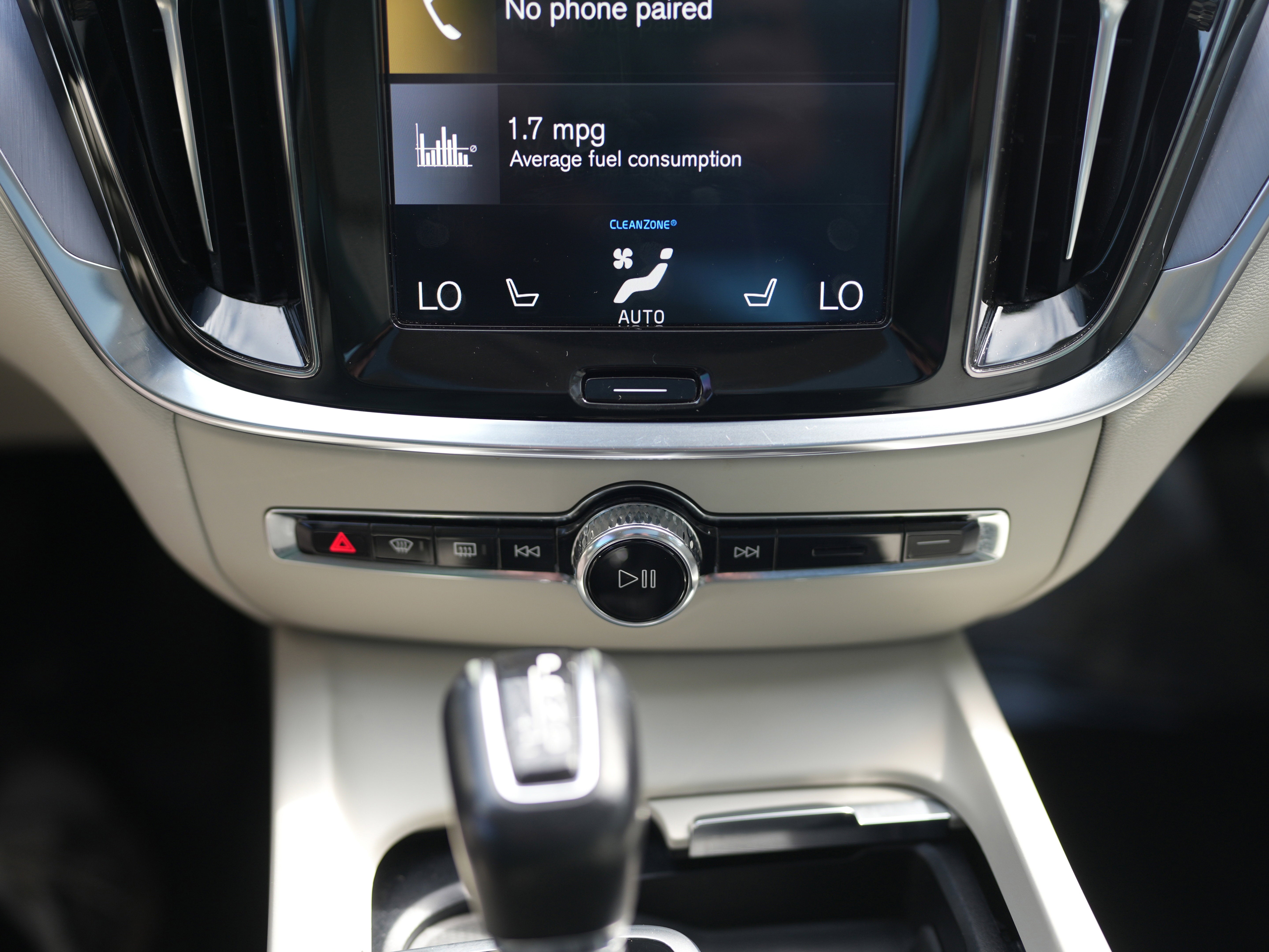 2020 Volvo S60 Momentum