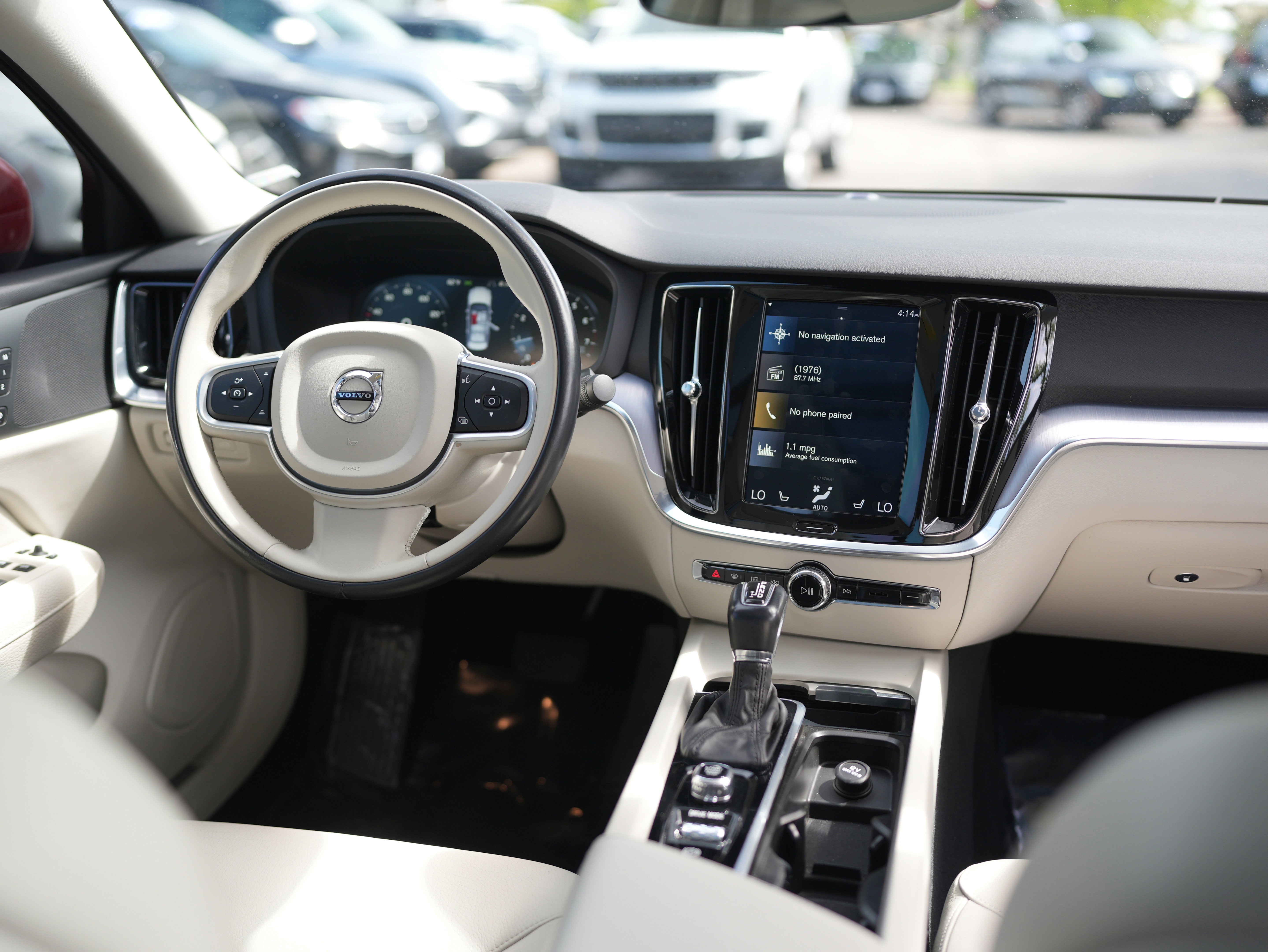 2020 Volvo S60 Momentum