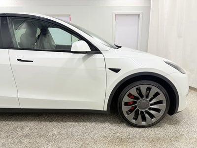 2023 Tesla Model Y Performance
