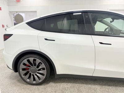 2023 Tesla Model Y Performance