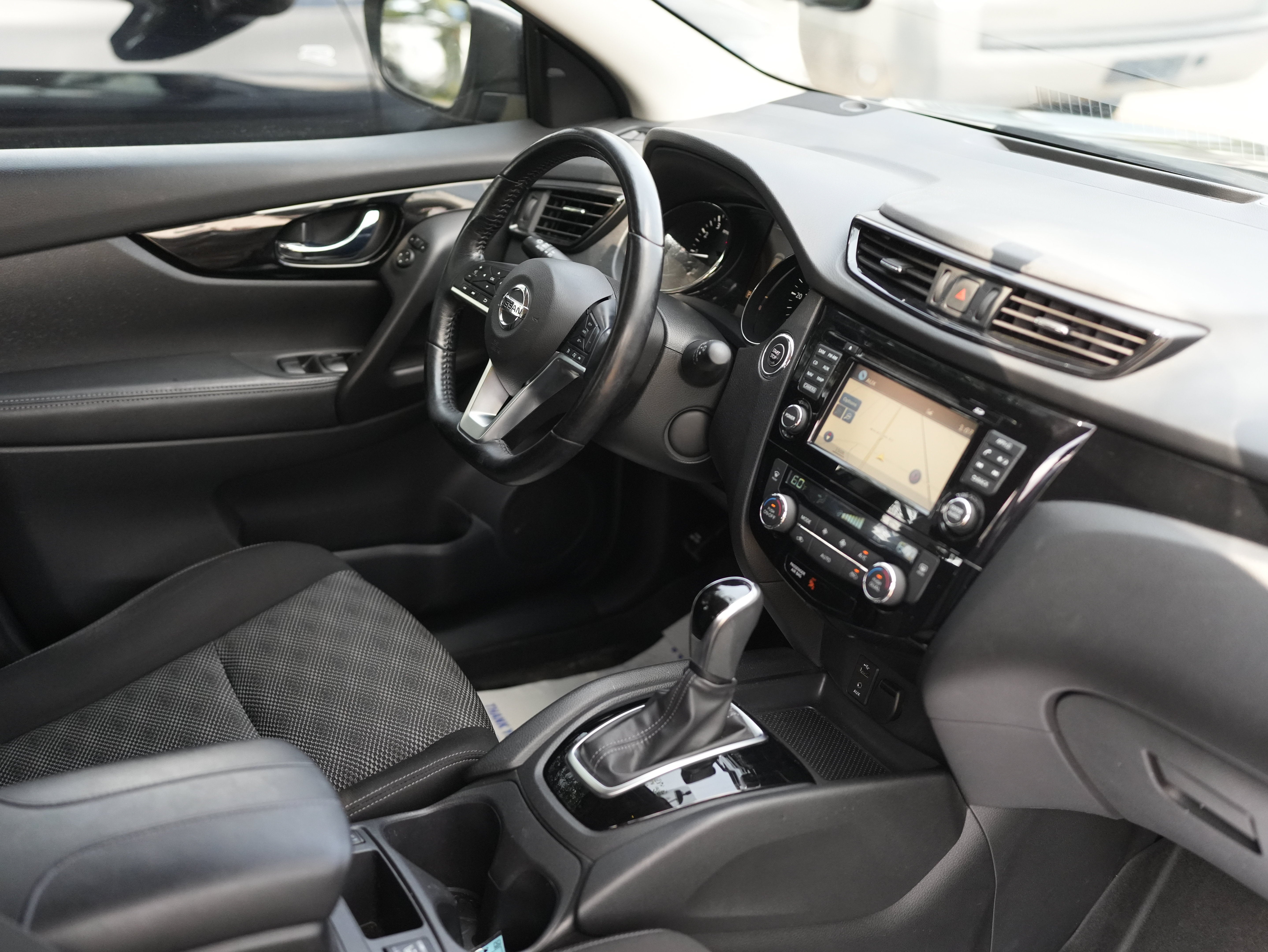 2017 Nissan Rogue Sport SV