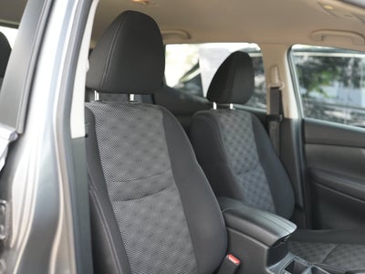2017 Nissan Rogue Sport SV